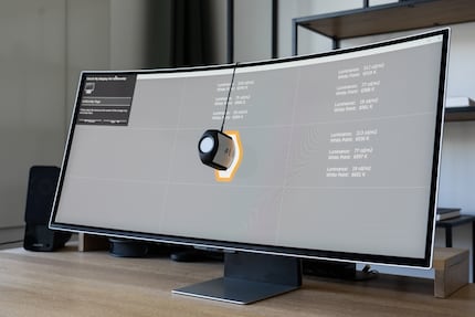 Mon exemplaire du moniteur Samsung, en particulier, est illuminé de manière extrêmement uniforme.