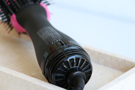 La réglette de la One-Step Volumiser de Revlon dispose de trois niveaux.