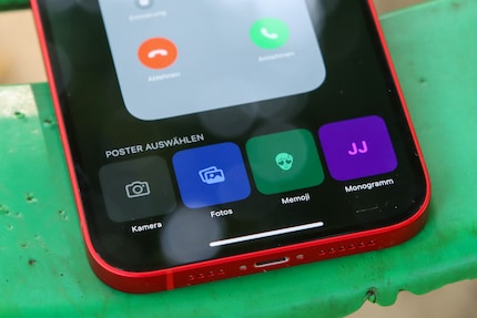 En quoi consiste l’affiche de contact.