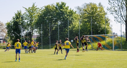 Photo de foot avec un objectif manuel. Parce que je sais le faire.